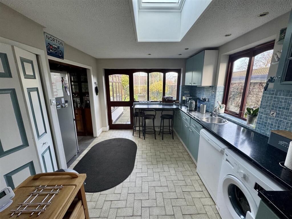 Additional property image - Down Road, Portishead