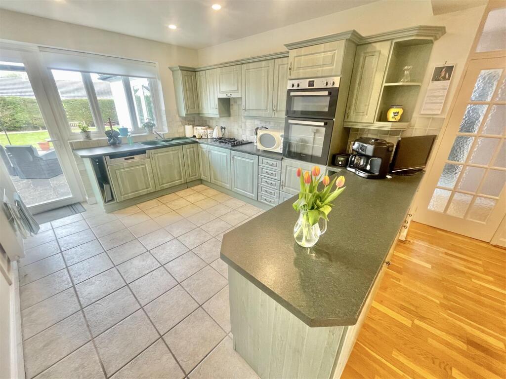 Additional property image - Church Road, Easton-In-Gordano.