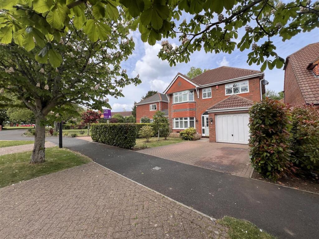 Main image of property: Hart Close, Ham Green