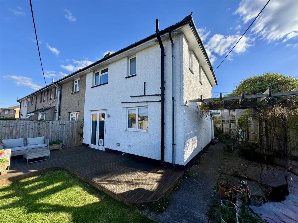 Main image of property: North Grove, Pill