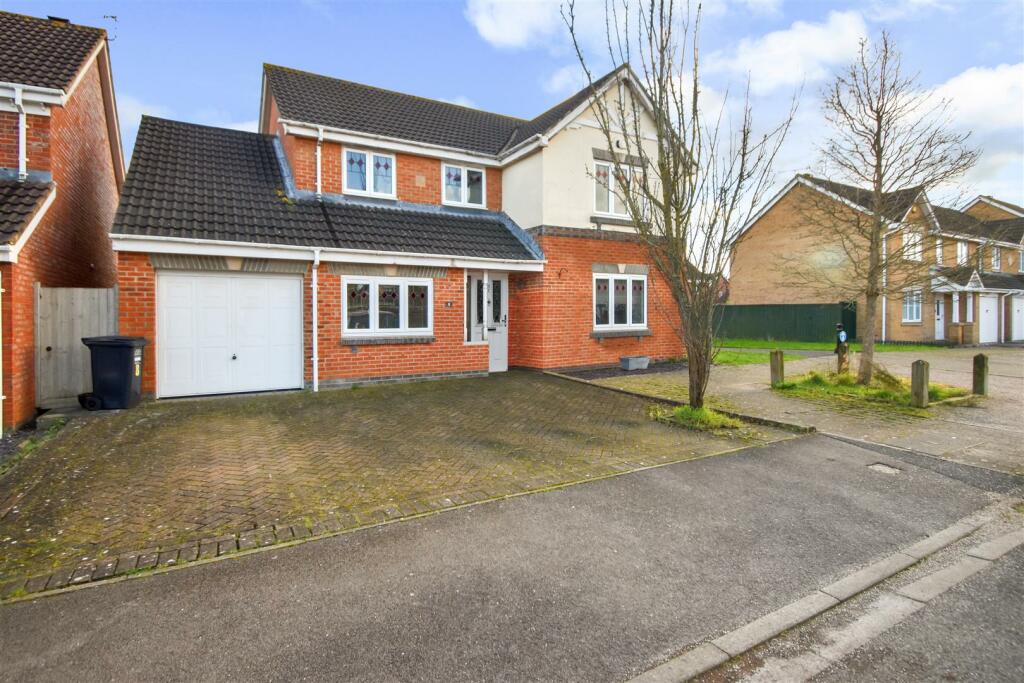 4 bedroom detached house for sale in Lambourne Way, Portishead, BS20
