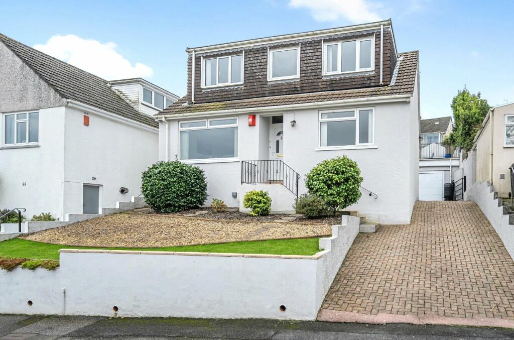 2 bedroom detached bungalow for sale in Hillside Road, Saltash