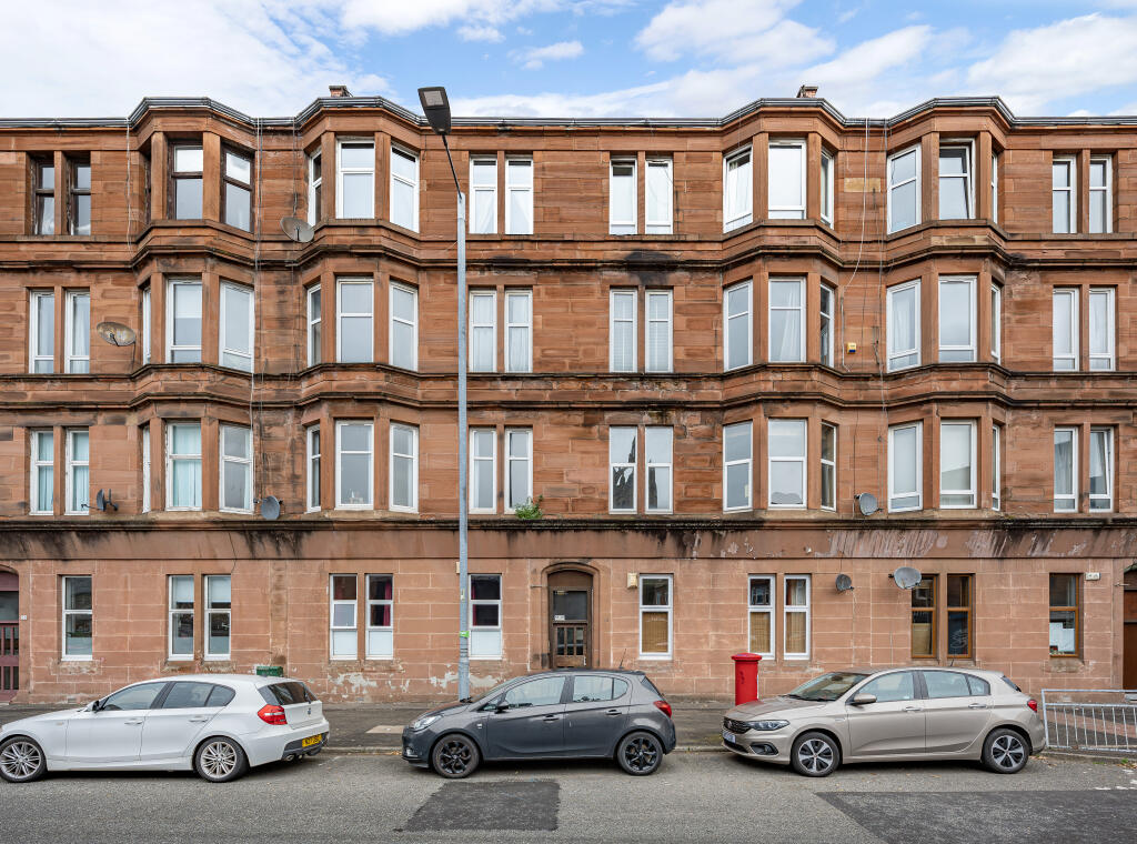 Main image of property: Flat 0/2, 18 Nithsdale Drive, Strathbungo, Glasgow, G41