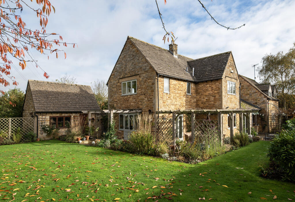 Main image of property: Orchard House, Ilmington, Shipston on Stour, Warwickshire CV36 4JQ