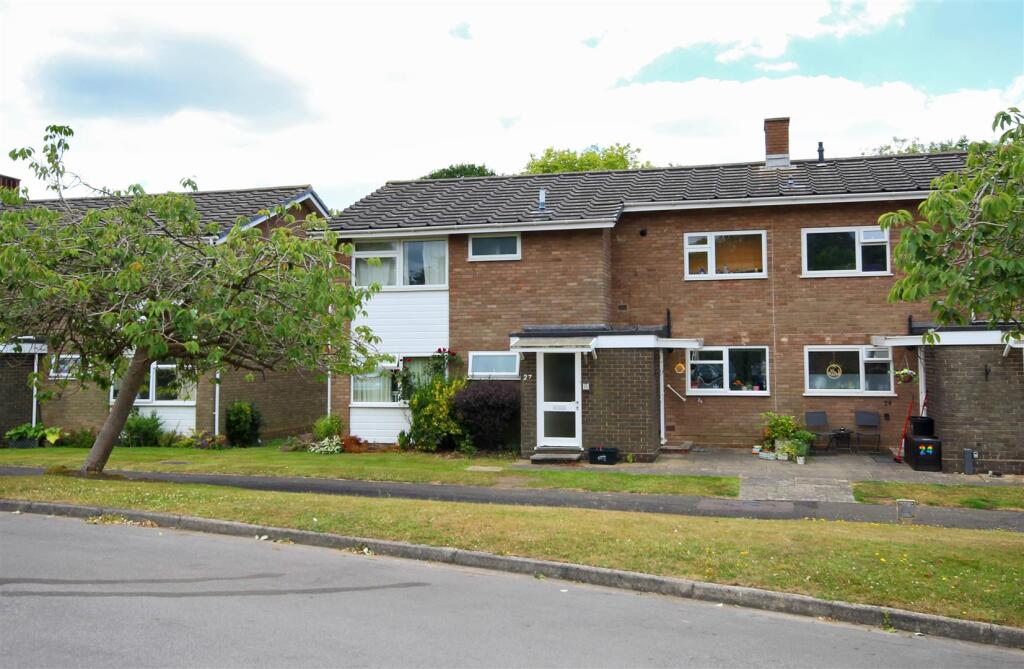 Main image of property: Rowans Park, Lymington