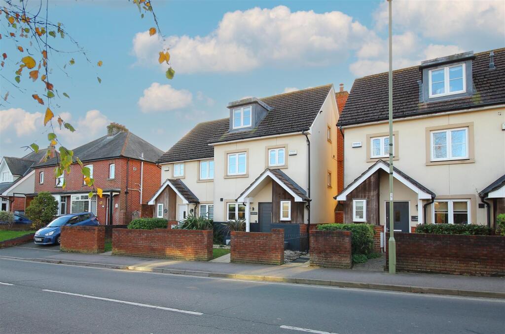 Main image of property: Gosport Street, Lymington