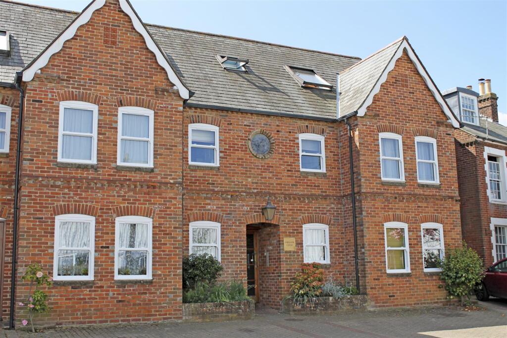Main image of property: Waterloo Road, Lymington