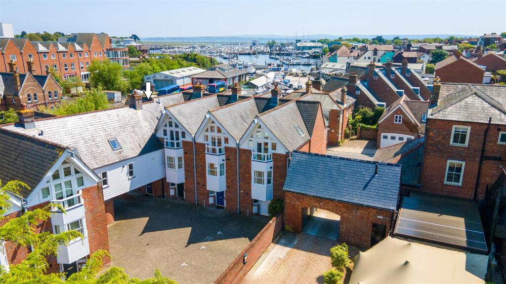 Main image of property: Waterloo Road, Lymington