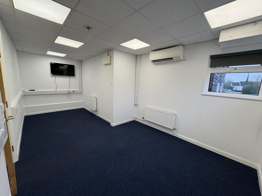 Additional property image - 1 Wheelwrights Yard, The Street, Hatfield Peverel, Chelmsford, Essex, CM3 2EA