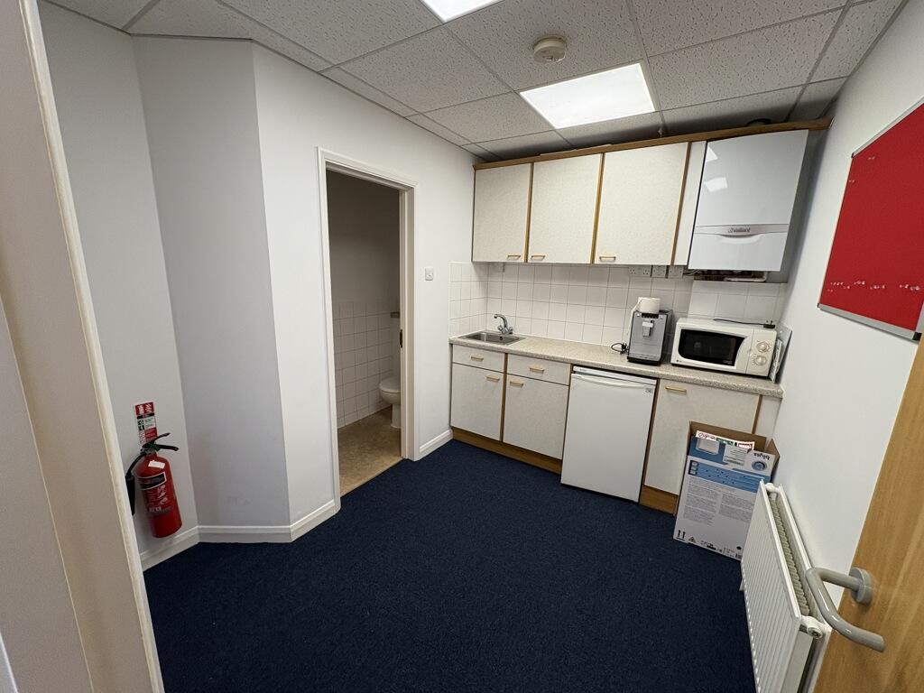 Additional property image - 1 Wheelwrights Yard, The Street, Hatfield Peverel, Chelmsford, Essex, CM3 2EA