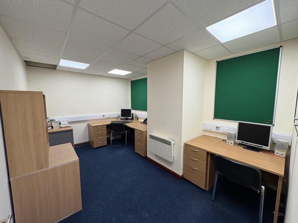 Additional property image - 1 Wheelwrights Yard, The Street, Hatfield Peverel, Chelmsford, Essex, CM3 2EA
