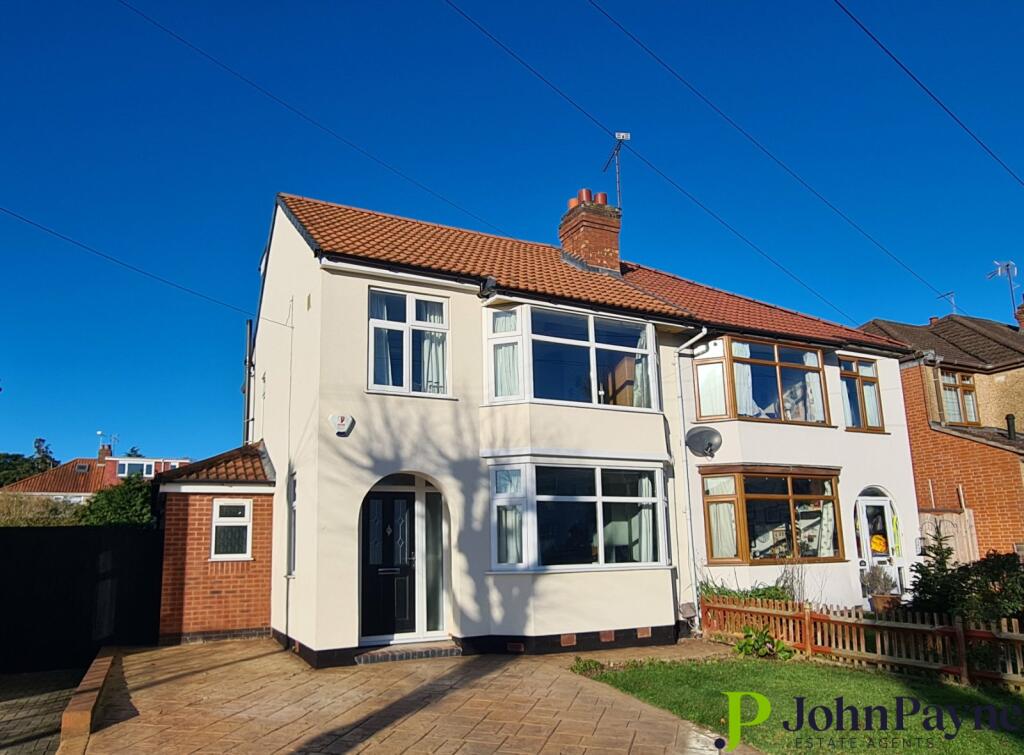 4 bedroom semi-detached house for sale in Wainbody Avenue South, Green Lane, Coventry, CV3