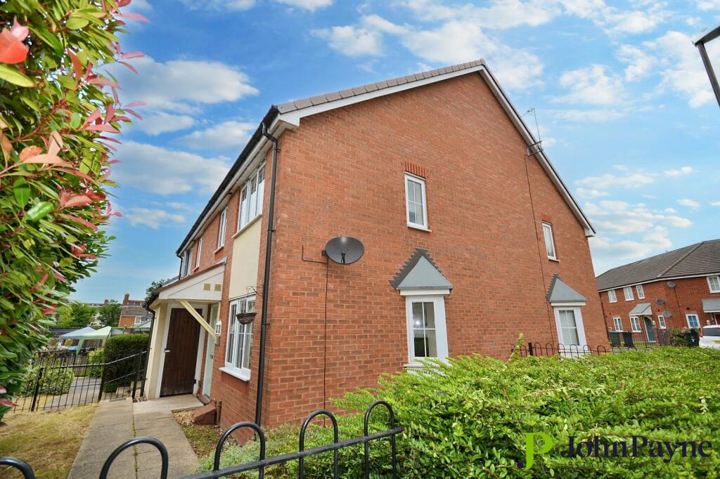 2 bedroom end of terrace house for rent in Cossington Road, Holbrooks