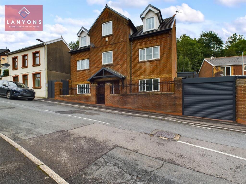 5 bedroom detached house for sale in Station Road, Trealaw, Tonypandy