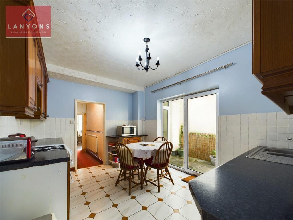 Additional property image - Brynhyfryd Street, Tonypandy, Rhondda Cynon Taf, CF40