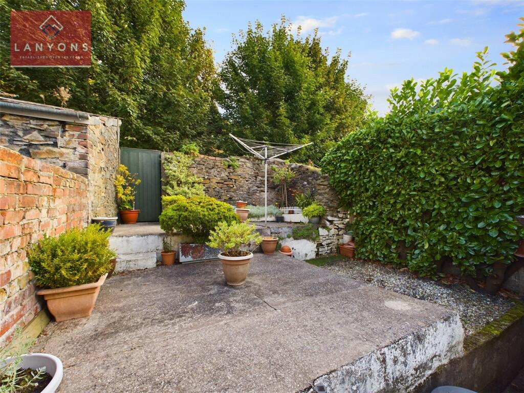 Additional property image - Brynhyfryd Street, Tonypandy, Rhondda Cynon Taf, CF40