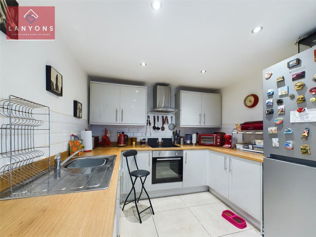 Additional property image - Taff Street, Ferndale, Rhondda Cynon Taf, CF43
