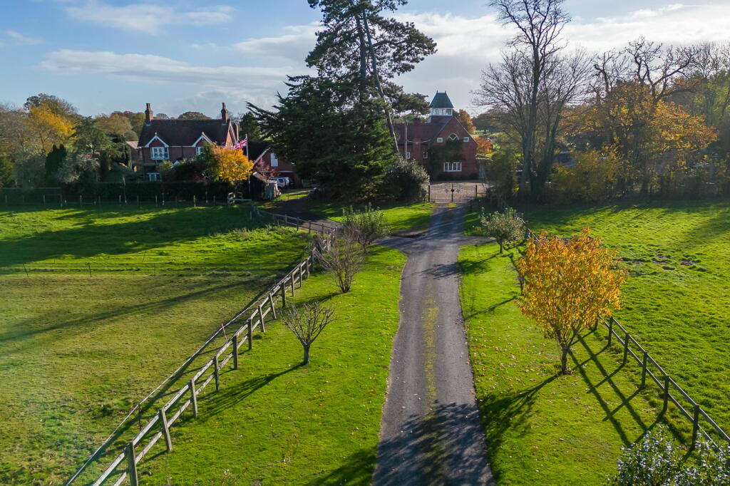 Additional property image - Sopley Park, Sopley, Christchurch, BH23