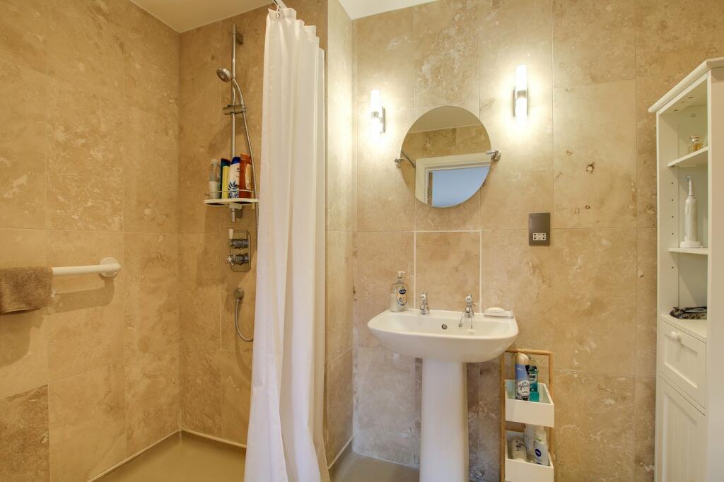 Additional property image - Homefield Close, Winkton, Christchurch, BH23