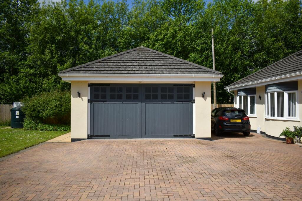 Additional property image - Woodlands, Wimborne, BH21