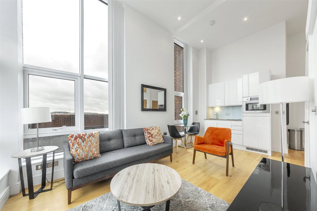 Main image of property: Flowers Way, Luton, Bedfordshire, LU1