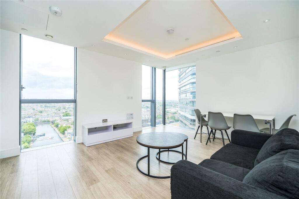 Main image of property: Carrara Tower, 1 Bollinder Place, London, EC1V