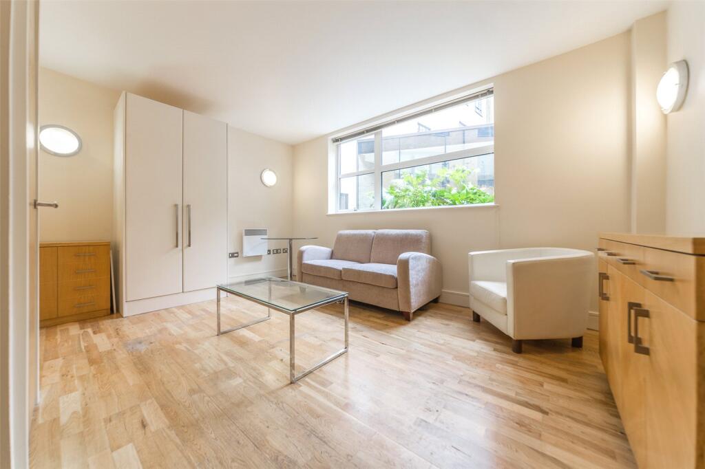 Main image of property: Black Bull Yard, Hatton Wall, London, EC1N