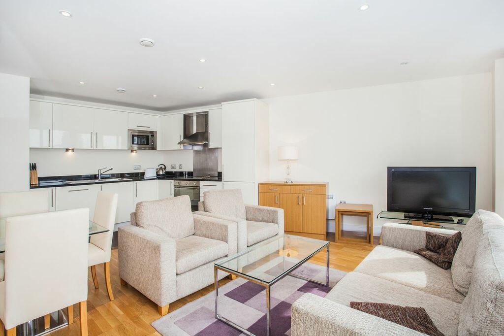 Main image of property: Drayton Park, London, N5