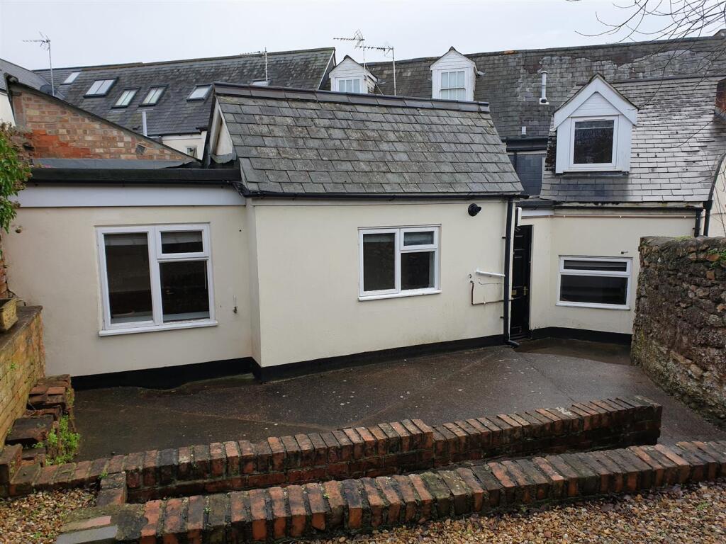 Main image of property: North Street, Wellington