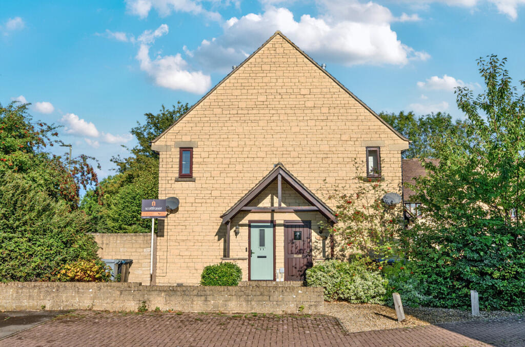 Main image of property: Farmington Drive, Witney, Oxfordshire