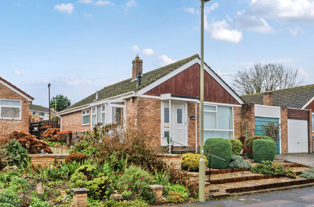 Main image of property: Dene Rise, Witney, Oxfordshire