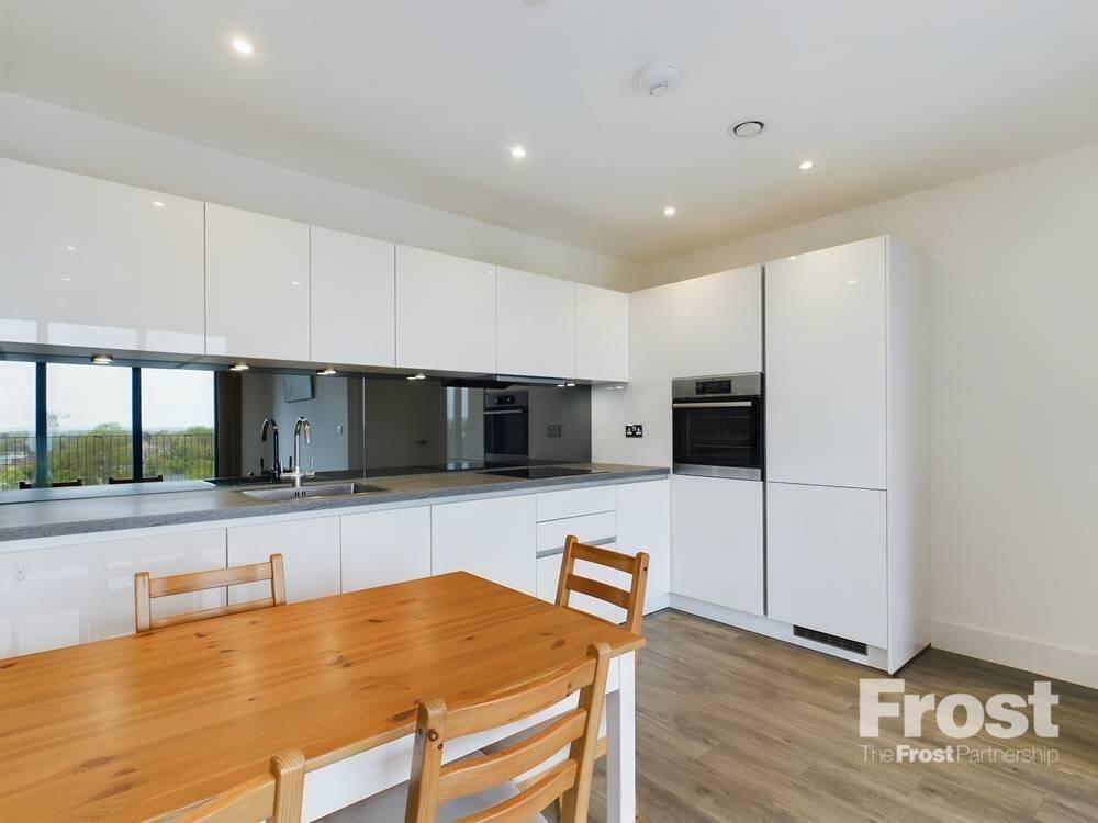 Main image of property: High Street, Staines-upon-Thames, Surrey, TW18