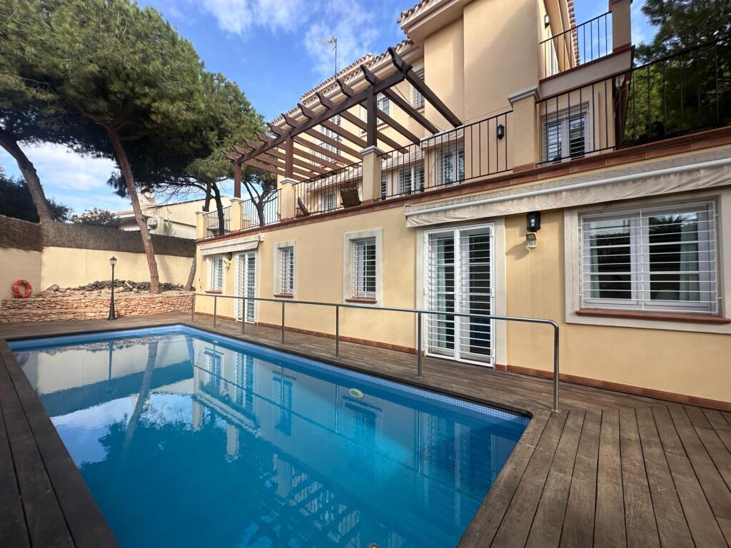 Main image of property: Murcia, La Manga del Mar Menor