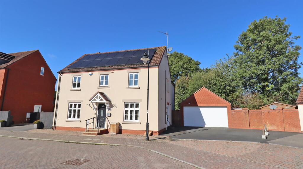 Main image of property: COTFORD ST LUKE - TAUNTON