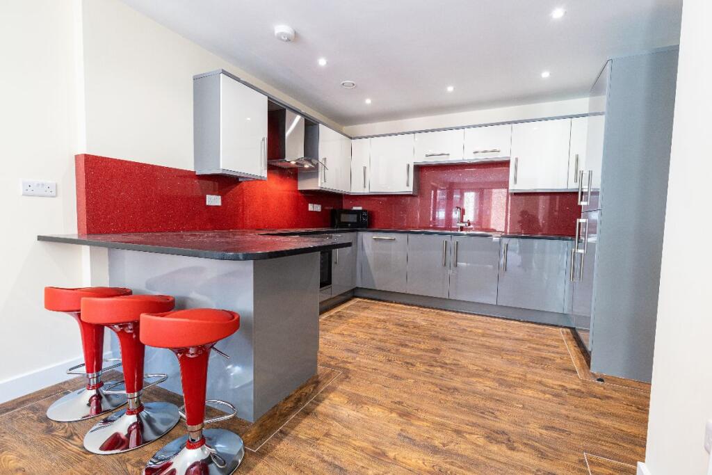 Main image of property: 32 Ecco