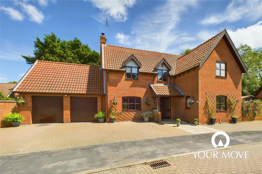 4 bedroom detached house for sale in St. Benedict's Close, Toft Monks