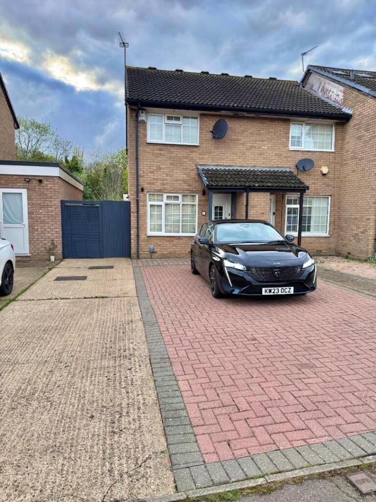 Main image of property: Repens Way, Yeading, Hayes, UB4 9PR