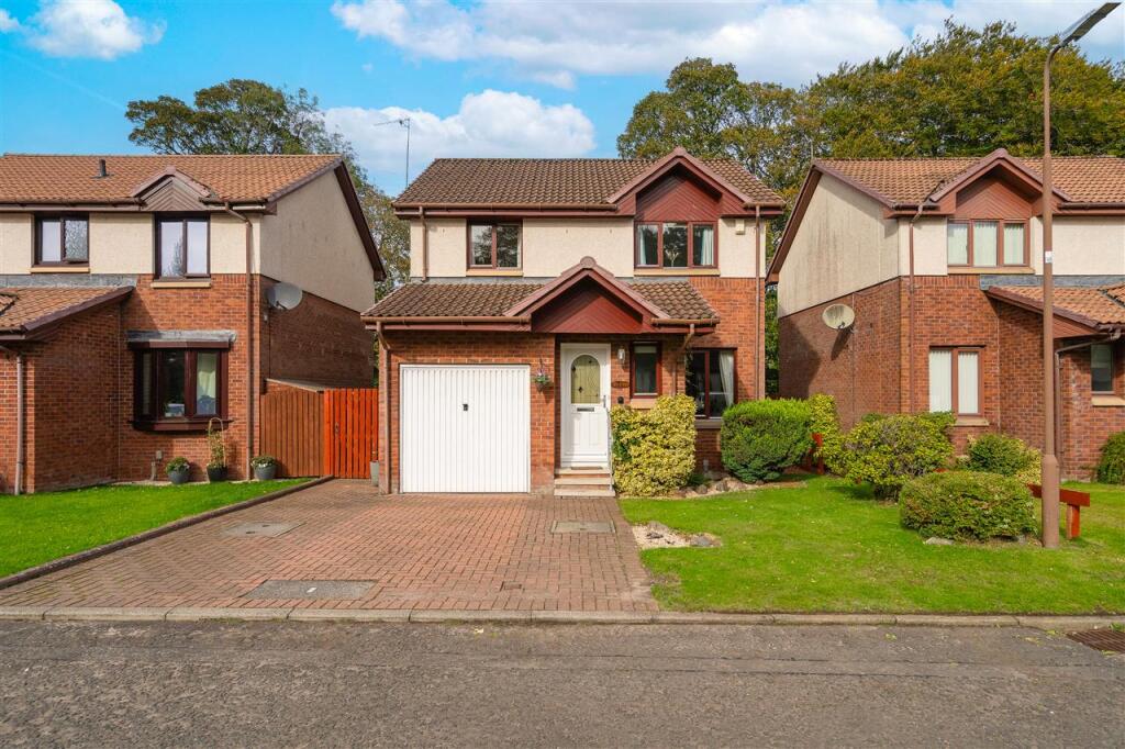 Main image of property: Kaims Grove, Livingston