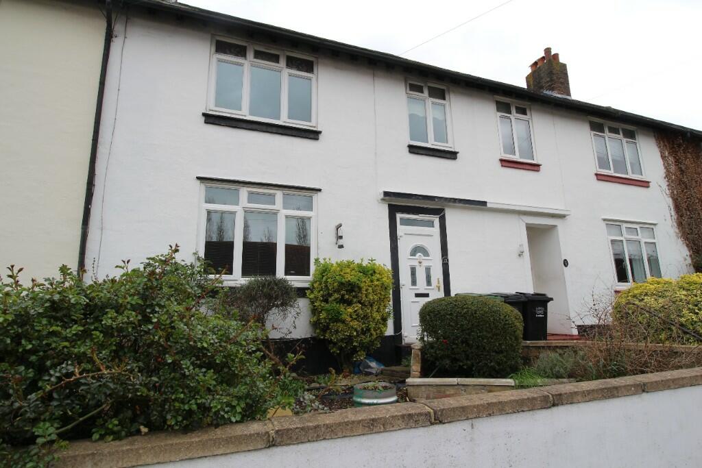 3 bedroom terraced house for sale in Mayeswood Road, SE12