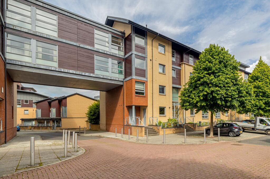 Main image of property: Errol Gardens, New Gorbals, Glasgow City