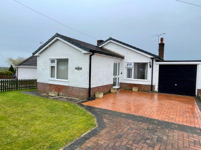 2 bedroom detached bungalow for sale in Coedpoeth, Wrexham, LL11