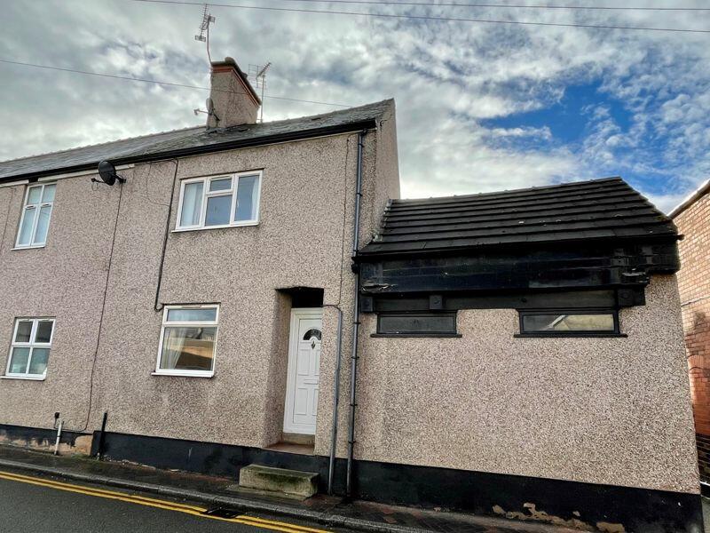 2 bedroom end of terrace house for sale in Market Street, Rhosllanerchrugog, LL14