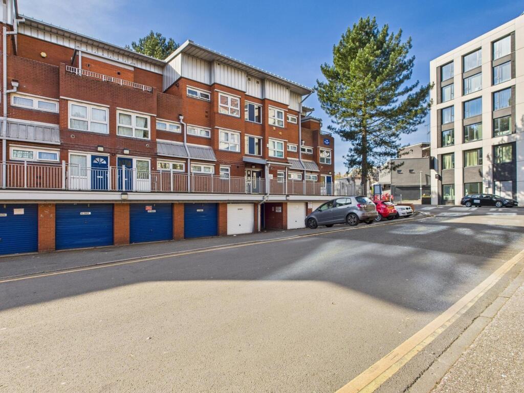 Main image of property: Moss House Close, City Centre, Birmingham, B15