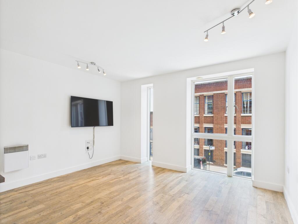 Main image of property: Essex Street, City Centre, Birmingham, B5