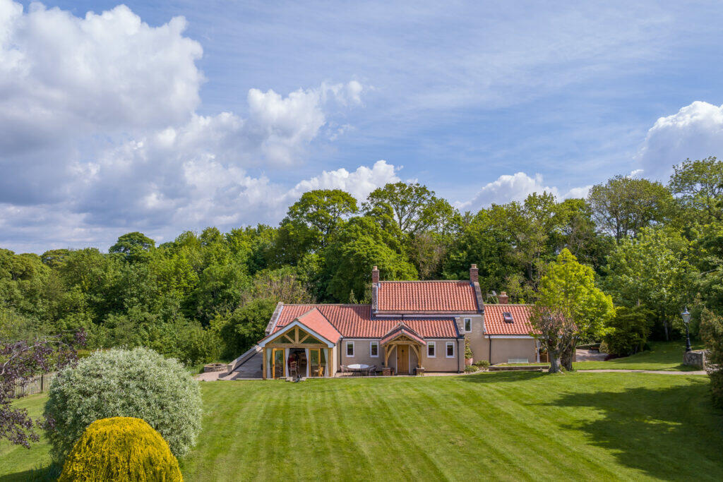 3 bedroom character property for sale in Low Fewster Gill, Ovington, DL11