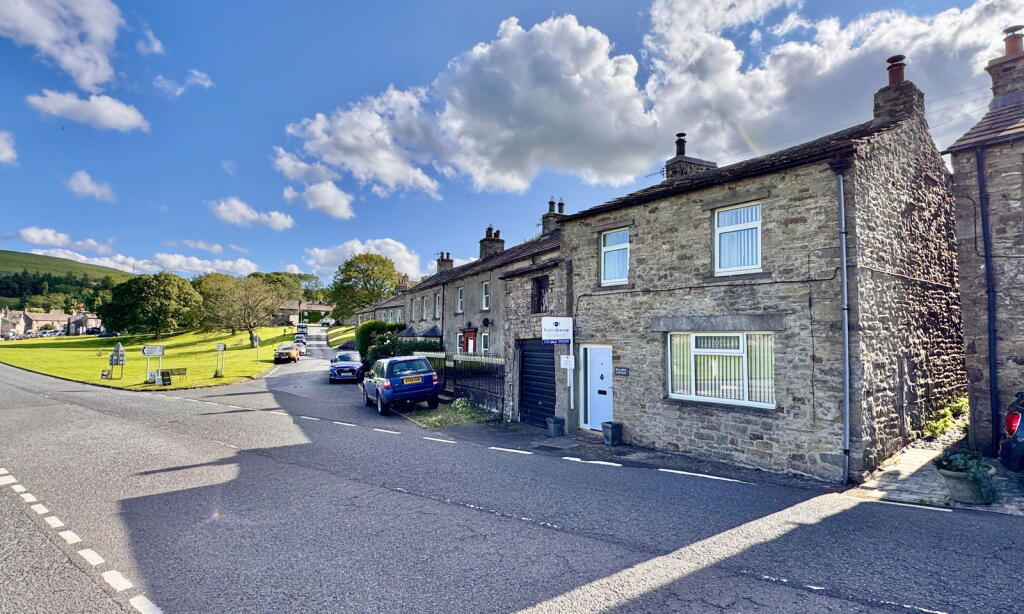 Main image of property: Darlana Cottage, Bainbridge, Leyburn, Northallerton, DL8 3EW