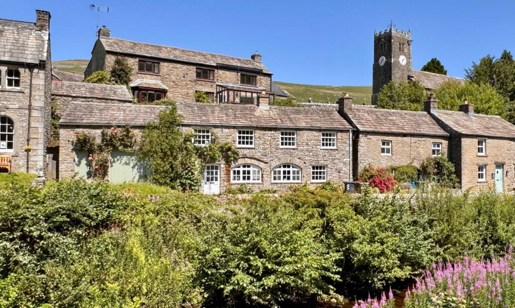 Main image of property: The Arches, Muker