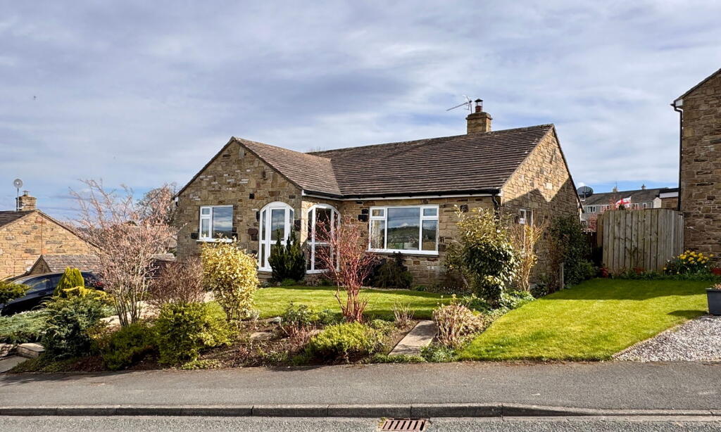 Main image of property: St. Alkeldas Road, Middleham, Leyburn, DL8 4PW