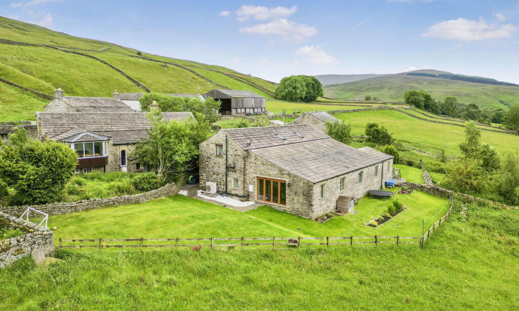 Main image of property: Stalling Busk,Askrigg,Leyburn,DL8 3DH