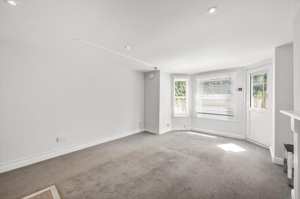 Main image of property: Fairfield South, Kingston upon Thames, KT1